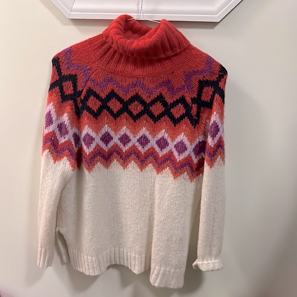 Aerie small women’s sweater